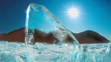 Sol og is (Foto: A.Kniazev, А.Князев)