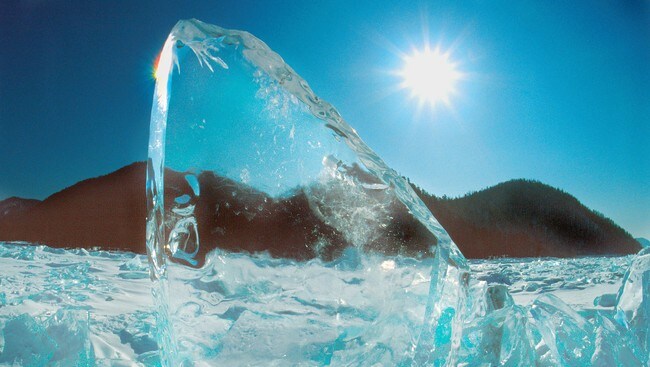 Sol og is (Foto: A.Kniazev, А.Князев)