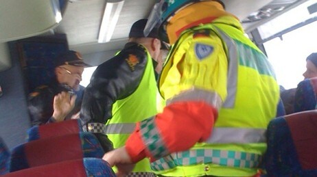 Buss teken av trykkbølgje (Foto: Maria Berglund) Buss teken av trykkbølgje (Foto: Maria Berglund)