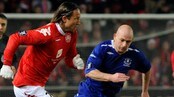 Evertons Lee Carsley (t.h.) i duell med Thorstein Helstad  (Foto: Hommedal .Marit/SCANPIX)