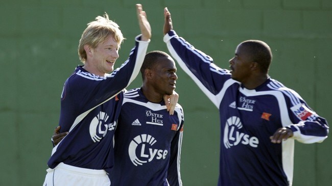 Allan Gaarde, Robert Mambo Mumba og Toni Lhleko, Viking (Foto: Terje Bendiksby/Scanpix) Allan Gaarde, Robert Mambo Mumba og Toni Lhleko, Viking (Foto: Terje Bendiksby/Scanpix)