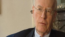 Professor emeritus David Ray Griffin fra USA (Foto: NRK) Professor emeritus David Ray Griffin fra USA (Foto: NRK)