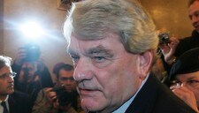 David Irving (Foto: MARKUS LEODOLTER/AFP) David Irving (Foto: MARKUS LEODOLTER/AFP)