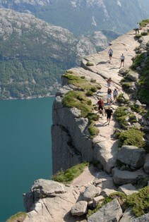 På hjemvei fra Preikestolen