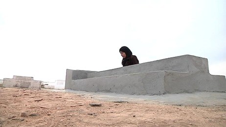 Graven til Mohammed Bouazizi (Foto: Mohammed Alayoubi/NRK) Graven til Mohammed Bouazizi (Foto: Mohammed Alayoubi/NRK)