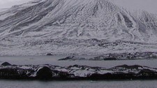 Ukjent øy Svalbard (Foto: Cape Farewell) Ukjent øy Svalbard (Foto: Cape Farewell)