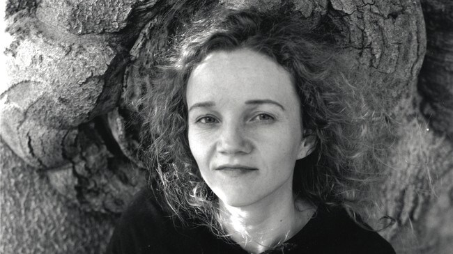 Ursula Andkjær Olsen (Foto: Gyldendal.dk) Ursula Andkjær Olsen (Foto: Gyldendal.dk)