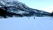 Skuterdrag - Til helgen er det NM i skuterdrag i Nordreisa. Snøskuterene kan komme opp i 200 kilometer i timen på de drøyt 200 meterne racet er.