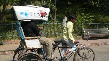 Uninor-skandale i India (Foto: Joar Hoel Larsen/NRK) Uninor-skandale i India (Foto: Joar Hoel Larsen/NRK)