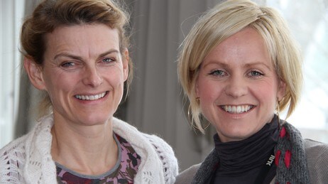 Tulla Onstad og Ellen Rian (Foto: Ragnhild Krogvig Karlsen /NRK)