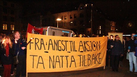 Demonstrasjon mot overfallsvoldtekter i Oslo (Foto: Marit Kolberg/NRK)
