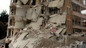 Bombet bygning i Idlib
