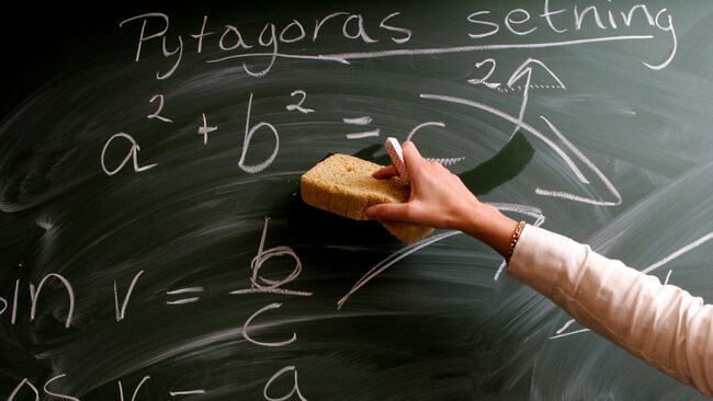Lærer, skole, matematikk (Foto: Sigurdsøn, Bjørn/SCANPIX) Lærer, skole, matematikk (Foto: Sigurdsøn, Bjørn/SCANPIX)