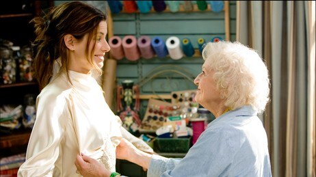 Sandra Bullock og Betty White i «The Proposal» (Foto: Kerry Hayes, SMPSP/Touchstone Pictures)