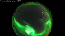 Nordlyskamera (Foto: Bilde fra National Institute of Polar Research, Japan (kamera i Tromsø)) Nordlyskamera (Foto: Bilde fra National Institute of Polar Research, Japan (kamera i Tromsø))