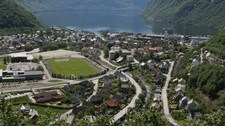 Høyanger (Foto: Kjell Arvid Stølen/NRK /Fylkesleksikon)