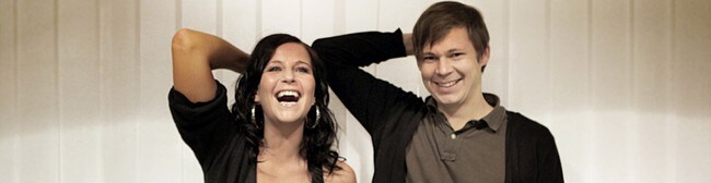 Popsalongens Siri Knudsen og musikksjef Mats Borch Bugge i P3 (Foto: Rashid Akrim/NRK)