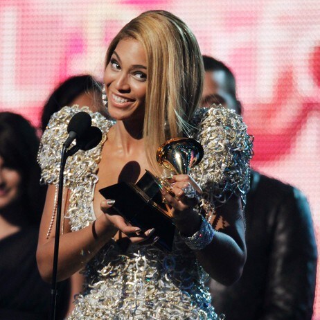 Beyonce triumferte på Grammy i natt.
