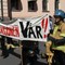 Brannmenn på Youngstorget 1. mai.