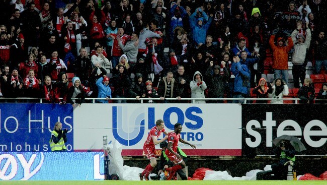 Brann feirer mål mot Sogndal (Foto: Hommedal, Marit/NTB scanpix)