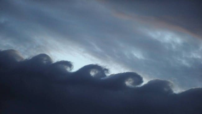 Kelvin Helmholtzbølger fotografert lørdag 21. august i Vestbygd. (FOTO: Alvin Jensvold/Privat) (Foto: Alvin Jensvold/Privat) Kelvin Helmholtzbølger fotografert lørdag 21. august i Vestbygd. (FOTO: Alvin Jensvold/Privat) (Foto: Alvin Jensvold/Privat)