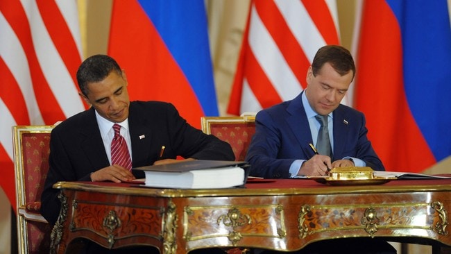 OBAMA-MEDVEDEV (Foto: JEWEL SAMAD/AFP) OBAMA-MEDVEDEV (Foto: JEWEL SAMAD/AFP)