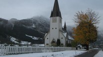 Stordal kyrkje (Foto: Bente I. Breivik) Stordal kyrkje (Foto: Bente I. Breivik)