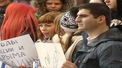 Krim-demonstrasjon i Moskva - 65.000 russarar demonstrerte fredag i Moskva til støtte for pro-russiske krefter på Krim-halvøya, ifølgje russisk politi.