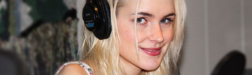 Linnea Myhre om festival, fyll og hasjrøykere