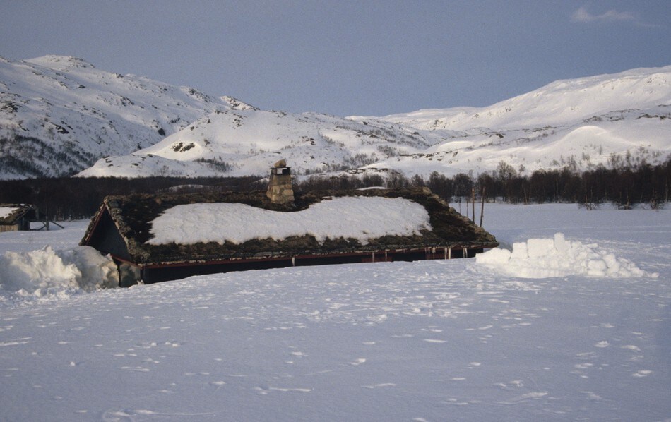 Bleskestadmoen en vinterdag med mye snø