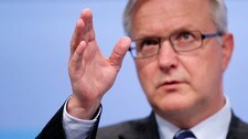EUs økonomikommissær Olli Rehn. (Foto: FRANCOIS LENOIR/Reuters) EUs økonomikommissær Olli Rehn. (Foto: FRANCOIS LENOIR/Reuters)