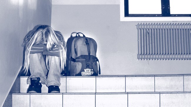 Mobbing (SCANPIX) Mobbing (SCANPIX)
