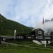 Standalhytta ligger på Standalseidet, like ved Kolåstind og Sætretindane i Sunnmørsalpane. Ålesund-Sunnmøre Turistforening disponerer et ubetjent anneks til hovedhytta (som eies av Aalesunds Skiklub).