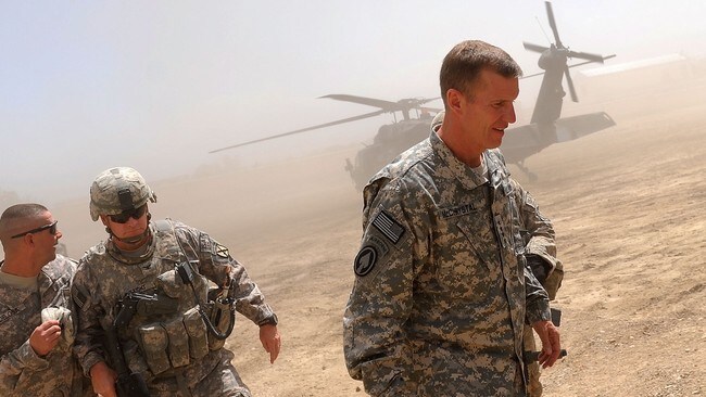 General Stanley McChrystal (Foto: MANAN VATSYAYANA/Afp)