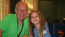 Fotballekspertane Arne Scheie og Marie Sørlien (12) (Foto: Ivar Folkedal/NRK) Fotballekspertane Arne Scheie og Marie Sørlien (12) (Foto: Ivar Folkedal/NRK)