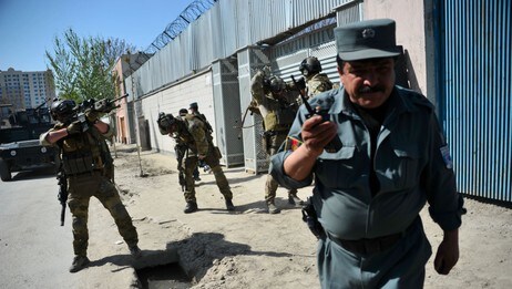Norske soldater i kamp i Afghanistan (Foto: BAY ISMOYO/Afp) Norske soldater i kamp i Afghanistan (Foto: BAY ISMOYO/Afp)
