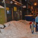 Hallingskeid stasjon ligger inne i et snøoverbygg. Spennende for små passasjerer!