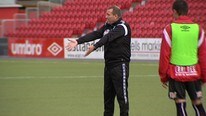 Tom Nordlie på KIL-trening (Foto: Bjørn Opsahl/NRK)