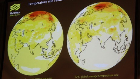 Klimaprognoser (Foto: Astrid Rommetveit/NRK) Klimaprognoser (Foto: Astrid Rommetveit/NRK)