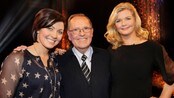 Premiere på Lindmo, Liv Grete Skjelbreid Poiree og Jon Herwig Carlsen (Foto: Ole Kaland/NRK)