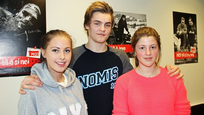 Elever ved Kongerød ungdomsskole (Foto: Ken Willy Wilhelmsen/NRK) Elever ved Kongerød ungdomsskole (Foto: Ken Willy Wilhelmsen/NRK)