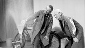 Otto Øgrim og Helmut Ormestad med sykkel og vannsprut Otto Øgrim og Helmut Ormestad med sykkel og vannsprut