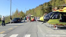 Jente påkjørt i Hommelvik (Foto: Tor Aage Hansen) Jente påkjørt i Hommelvik (Foto: Tor Aage Hansen)