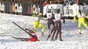 Falla falt - Maiken Caspersen Falla gikk i bakken under sprintfinalen i Lahti lørdag. Vinner ble amerikanske Kikkan Randall.
