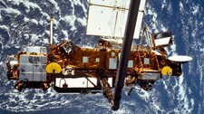 Fallende satelitt (Ap) Fallende satelitt (Ap)