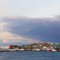 VARDØ: Den østligste byen i Norge, du ser Vardø fyr på Hornøya i bakgrunnen. Hornøya er Norges østligste punkt. 