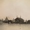 Framheim med telt, hundespann og utstyr omkring. Hvalbukta, Antarktis, 1911.