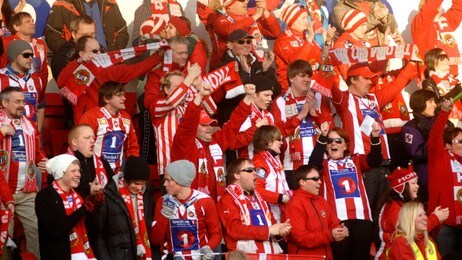 Supporterklubben Isberget (Foto: Bertinussen, Rune Stoltz/Scanpix) Supporterklubben Isberget (Foto: Bertinussen, Rune Stoltz/Scanpix)