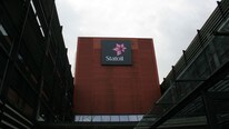 Statoil-bygg (Foto: Jørn Kaarstad/NRK)