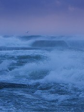 Storm på havet (Foto: Johnny Blindheim) Storm på havet (Foto: Johnny Blindheim)